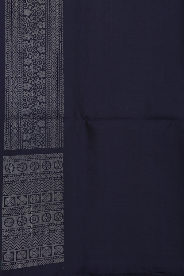 Soft Silk Saree In Emerald Green With Zari Buttas