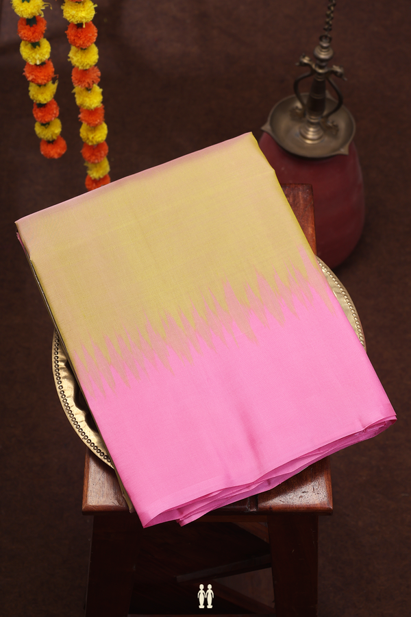 Soft Silk Saree In Plain Dual Tone With Contrast Border