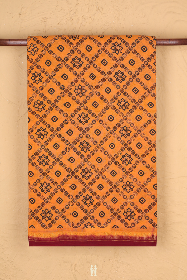 Sungudi Cotton Saree In Orange With Diamond Design