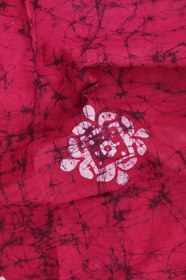 Sungudi Cotton Saree In Red With Printed Design