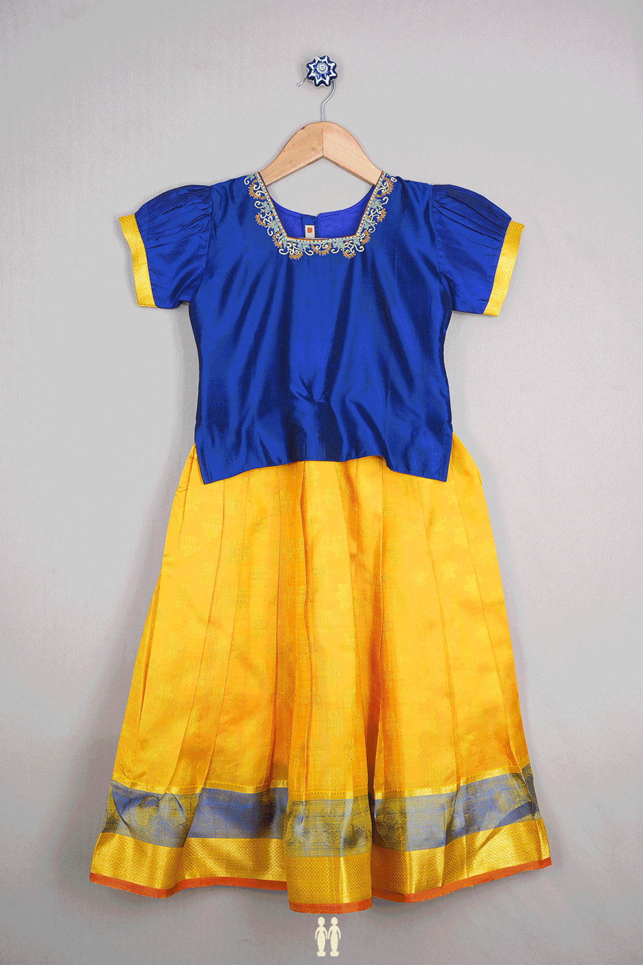 Readymade pavadai sattai sale