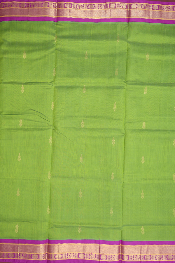 Traditional Silk Cotton Saree In Fern Green With Zari Buttas