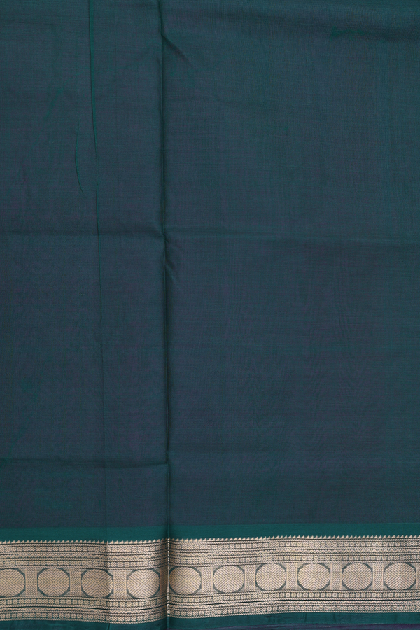 Traditional Silk Cotton Saree In Purple Rose With Zari Buttas