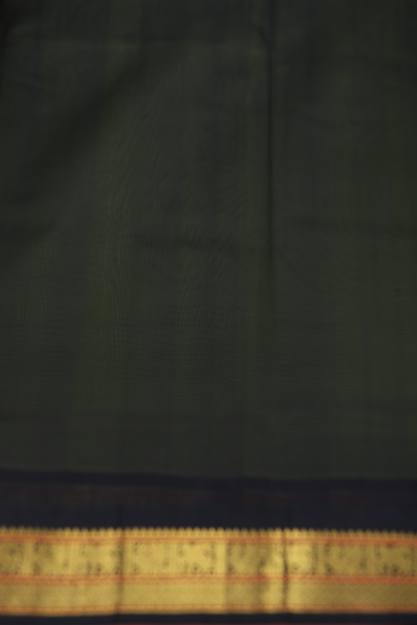 Traditional Silk Cotton Saree Pear Green With Contrast Border