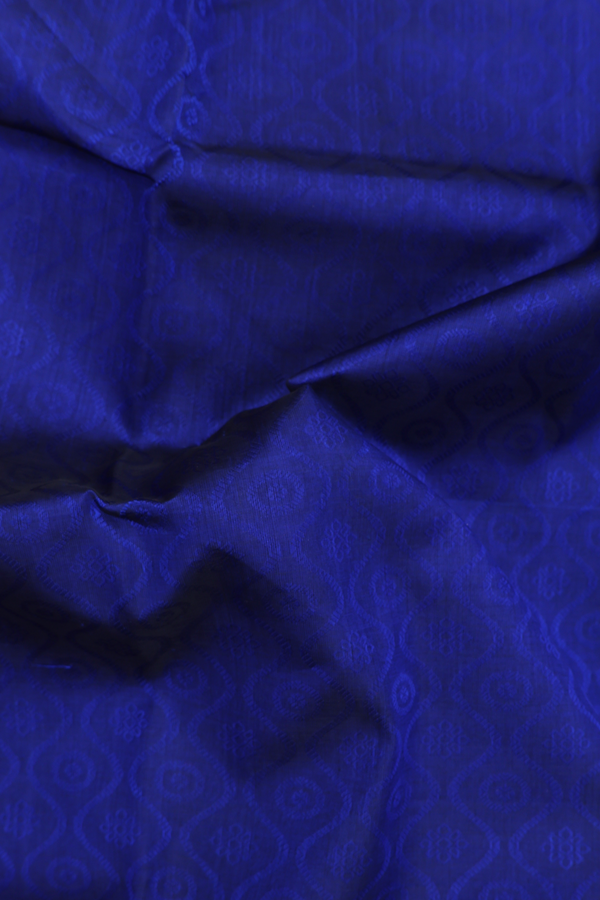 Traditional Silk Cotton Saree Royal Blue With Scallop Design