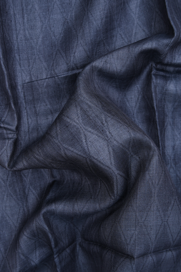 Tussar Silk Saree In Charcoal Grey With Diamond Design