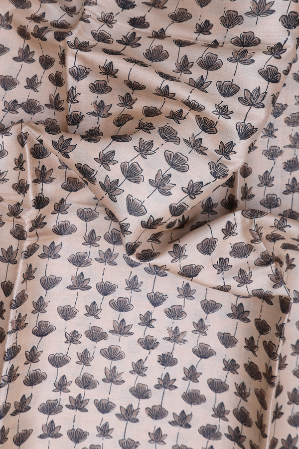 Tussar Silk Saree In Ivory With Floral Design