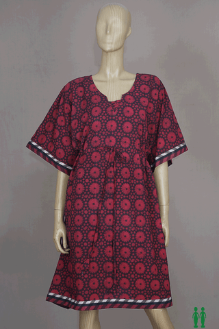 Split V-neck Allover Design Berry Red Cotton Short Kaftan