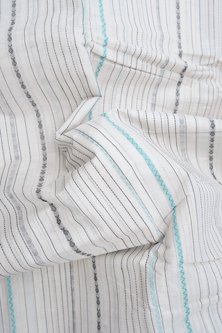 Striped Threadwork Design Egg White Kanchi Cotton Saree