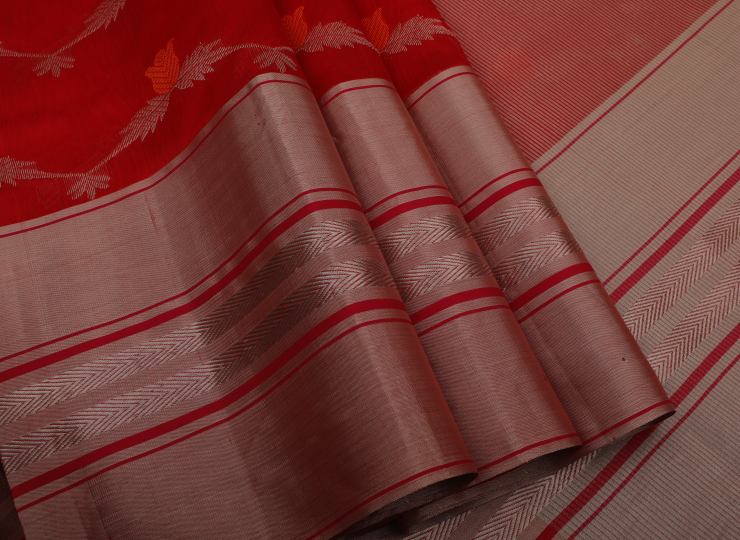 8 useful tips and tricks to take care of your sarees