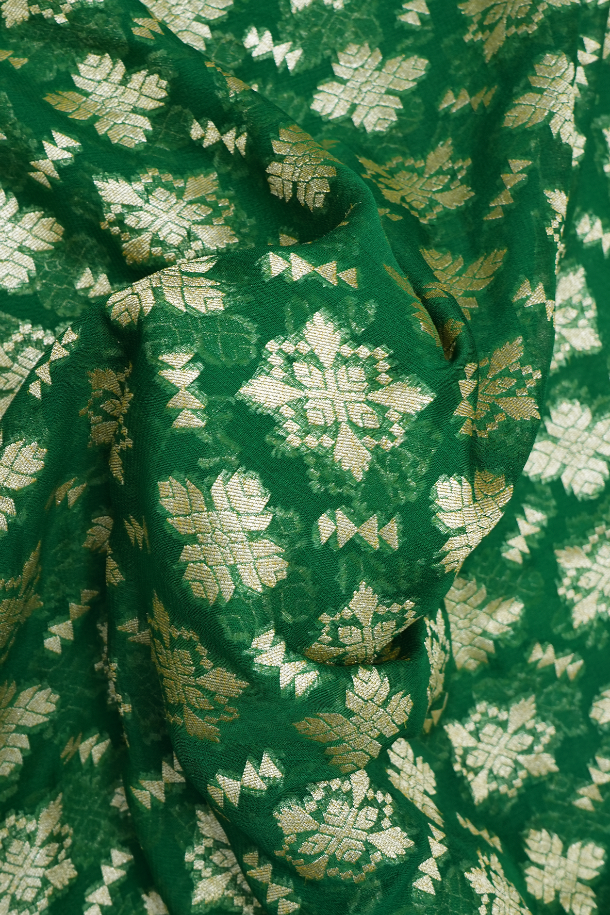 Floral Design Emerald Green Georgette Banarasi Silk Saree