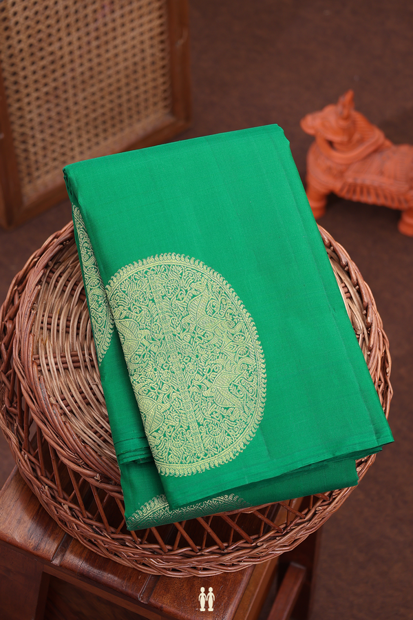 Kanchipuram Silk Saree In Bold Green With Mandala Design
