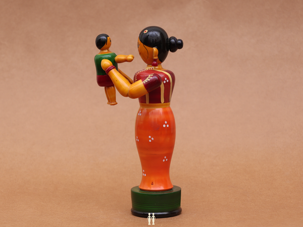Wooden Handicraft Mother With Child For Showpiece