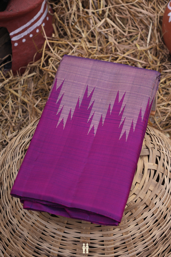 Kanchipuram Silk Saree In Plain Dual Tone With Temple Border
