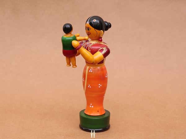 Wooden Handicraft Mother With Child For Showpiece