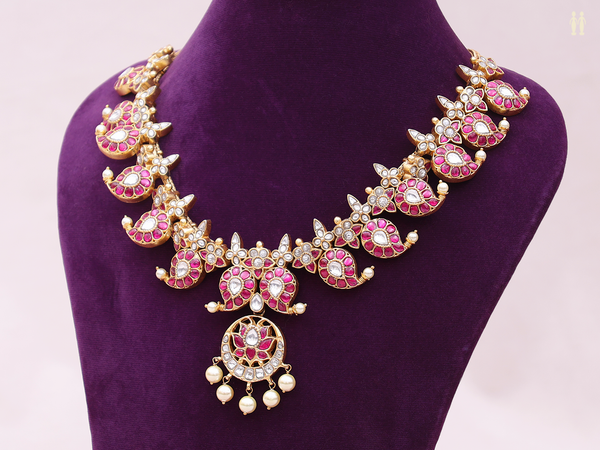 Paisley Design With Kemp Stone Gold Plated Pure Silver Necklace