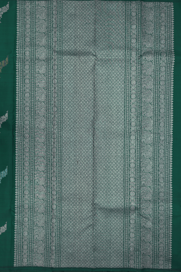 Kanchipuram Silk Saree In Forest Green With Allover Design