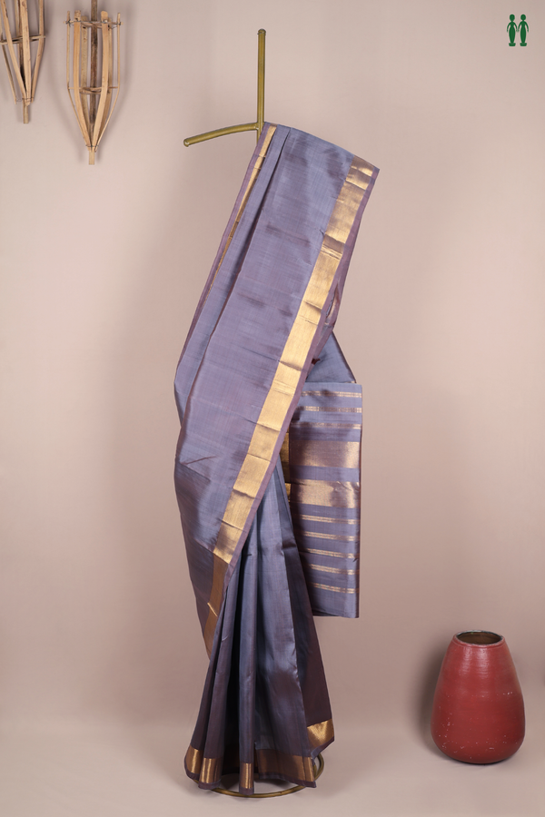 Kanchipuram Silk Saree In Grey With Twill Weave Border