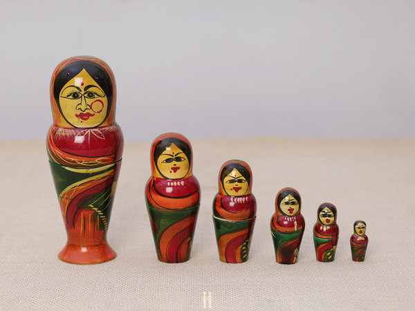 Wooden Handicraft Matryoshka Doll For Showpiece