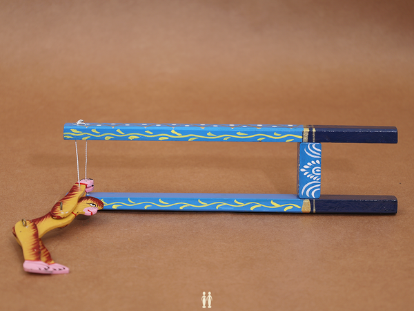 Wooden Handicraft Multicolor Jumping Animal Toy