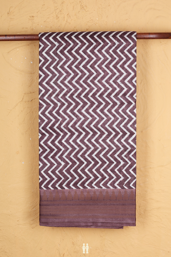 Tussar Silk Saree In White And Brown With Chevron Design