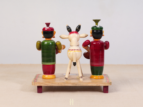 Wooden Handicraft Traditional Doll Set For Decor