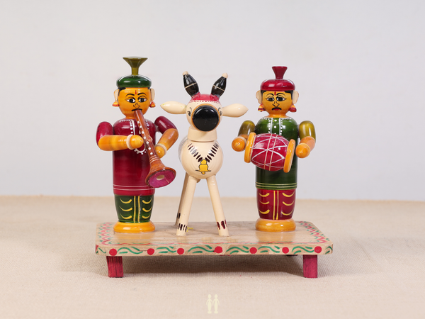 Wooden Handicraft Traditional Doll Set For Decor