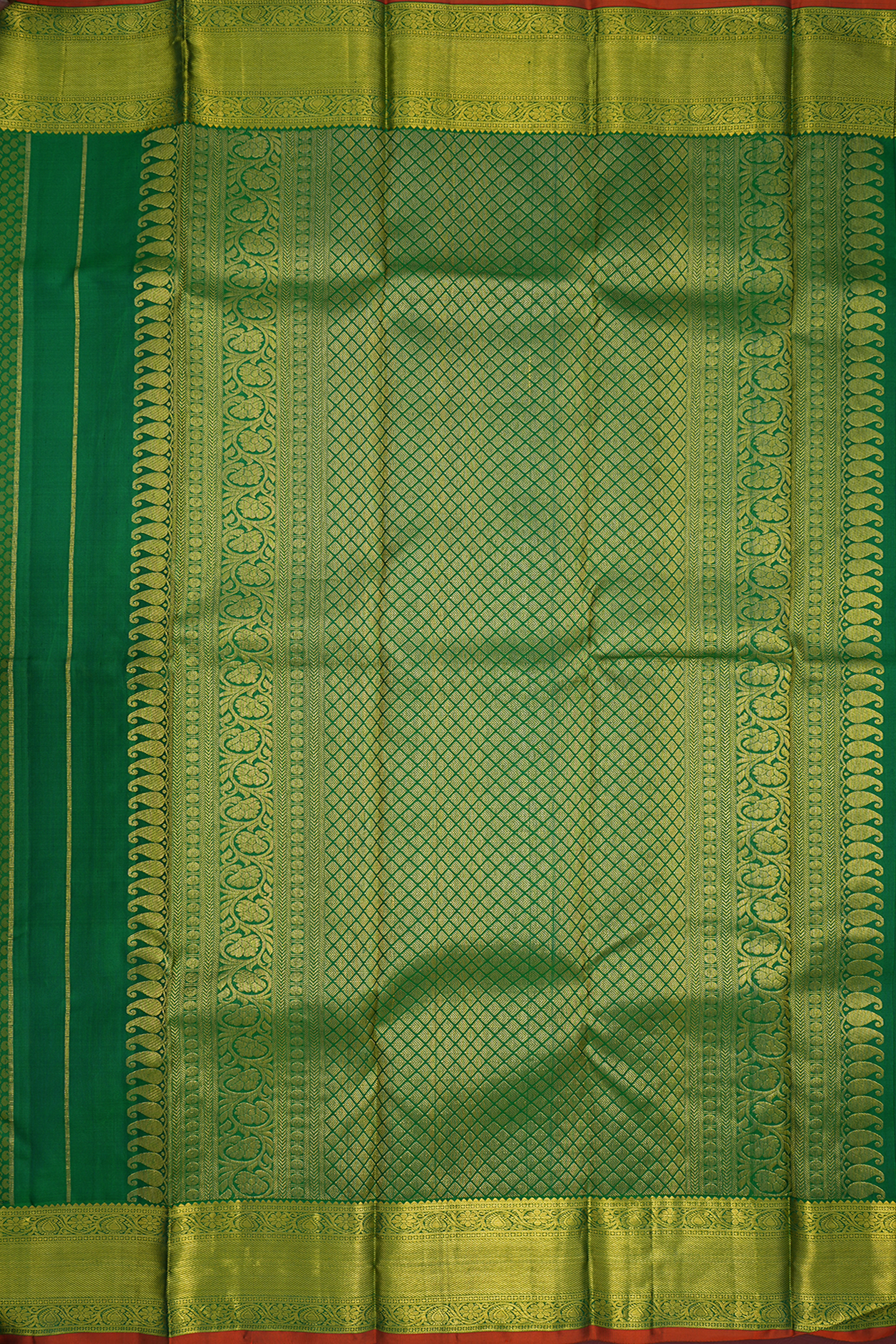 Threadwork With Zari Buttas Green Kanchipuram Silk Saree