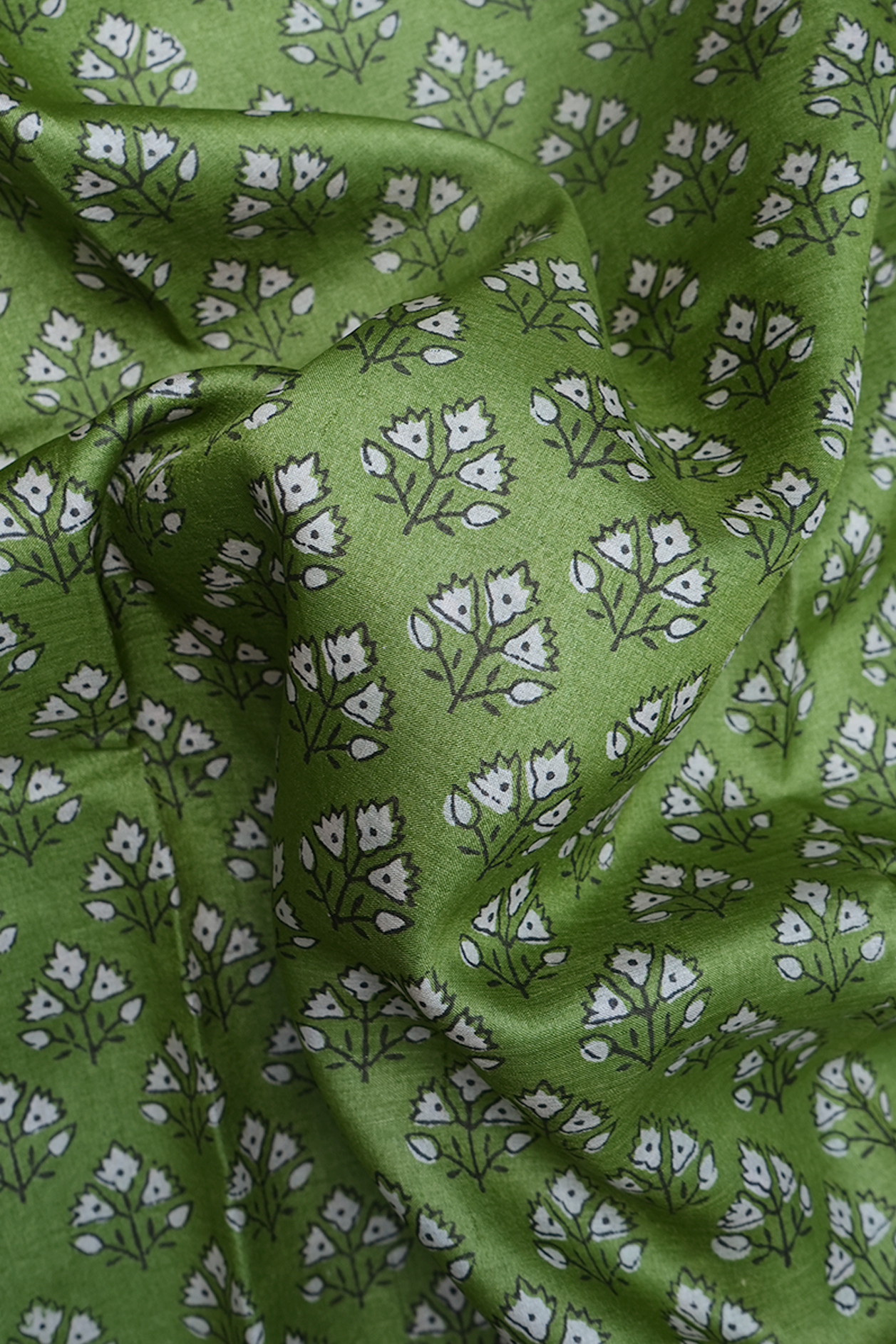 Floral Design Fern Green Printed Tussar Silk Saree