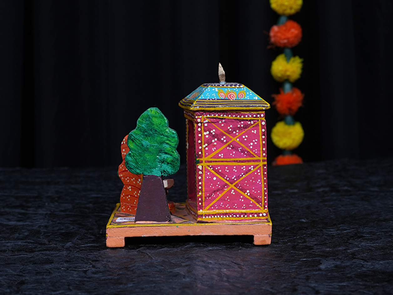Handicraft Multicolor Wooden Radha And Krishna Golu Doll