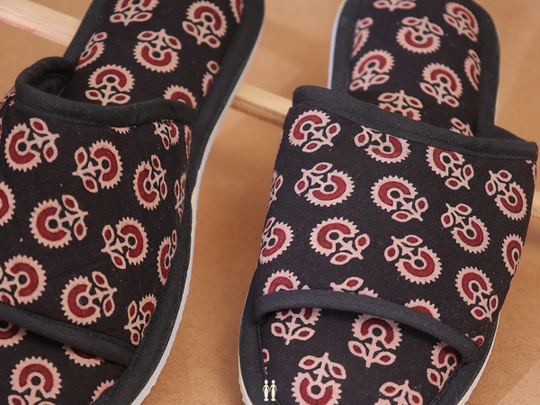 Printed Design Black Cotton Slippers