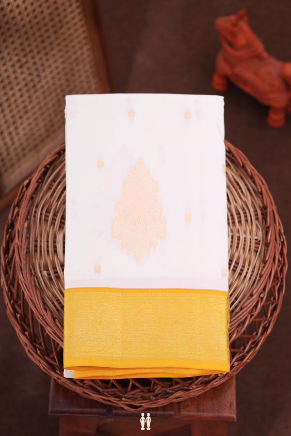 Kanchipuram Silk Saree In White With Floral Buttas