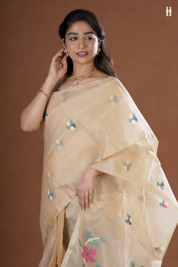 Muslin Bengal Cotton Saree In Brown With Floral Buttas