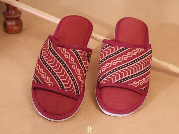 Printed Design Red Cotton Slippers