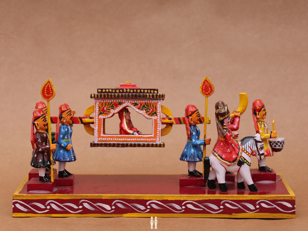 Wooden Handicraft Traditional Bridal Pallakku Set For Decor