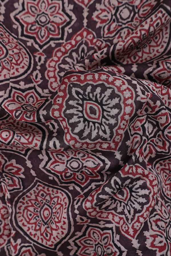 Chanderi Silk Cotton Saree In Cocoa Brown With Ogee Design