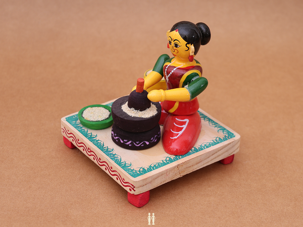 Wooden Handicraft Rice Grinding Lady For Decor