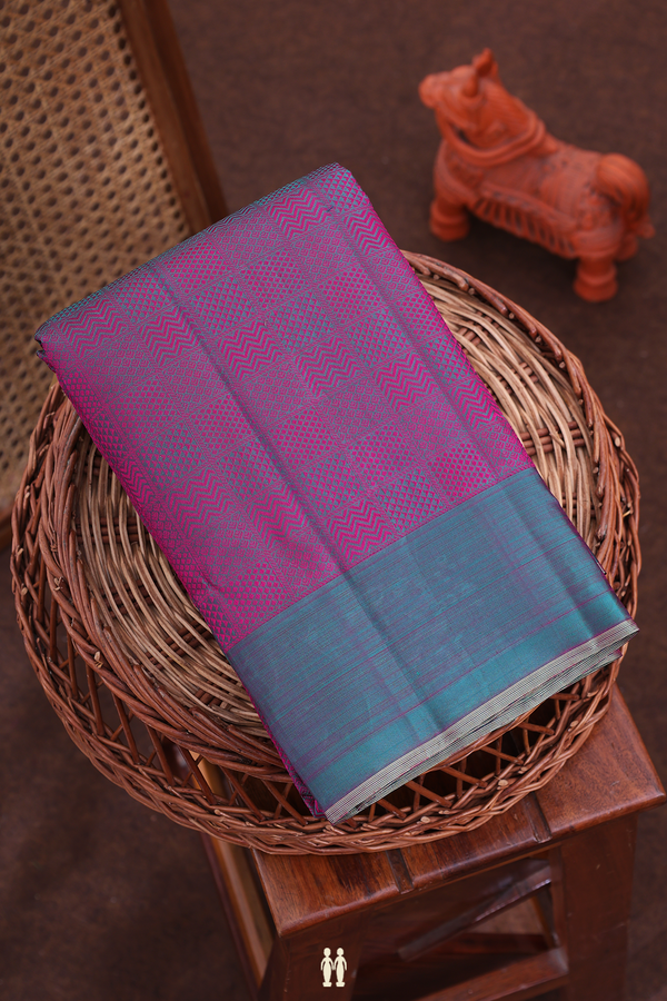Kanchipuram Silk Saree In Dual Tone With Jacquard Pattern