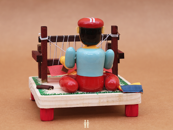 Banarasi Silk Saree In Shades Of Green With Floral Design