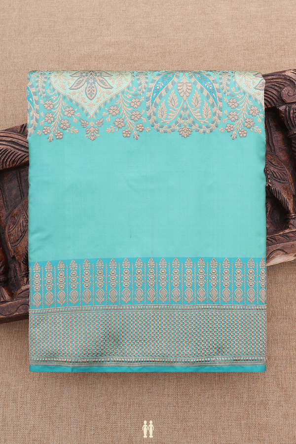 Banarasi Silk Saree In Shades Of Green With Floral Design