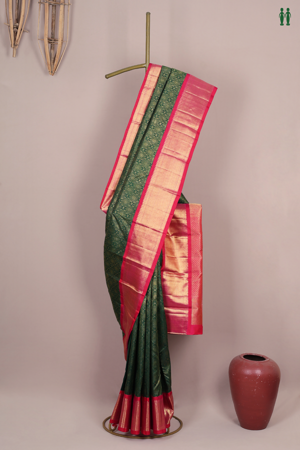 Kanchipuram Silk Saree In Forest Green With Brocade Design