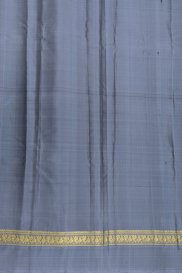 Kanchipuram Silk Saree In Black With Ganga Jamuna Border
