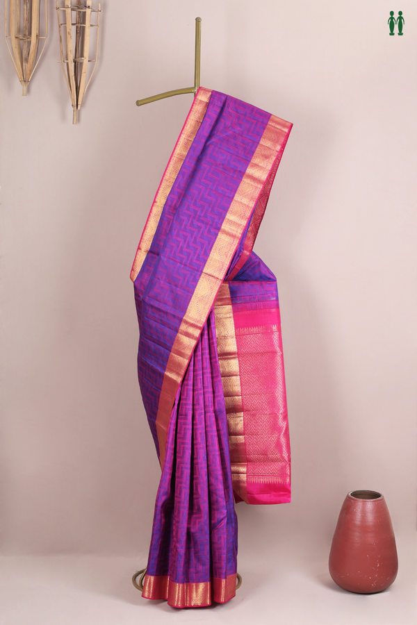 Kanchipuram Silk Saree In Purple With Jacquard Pattern