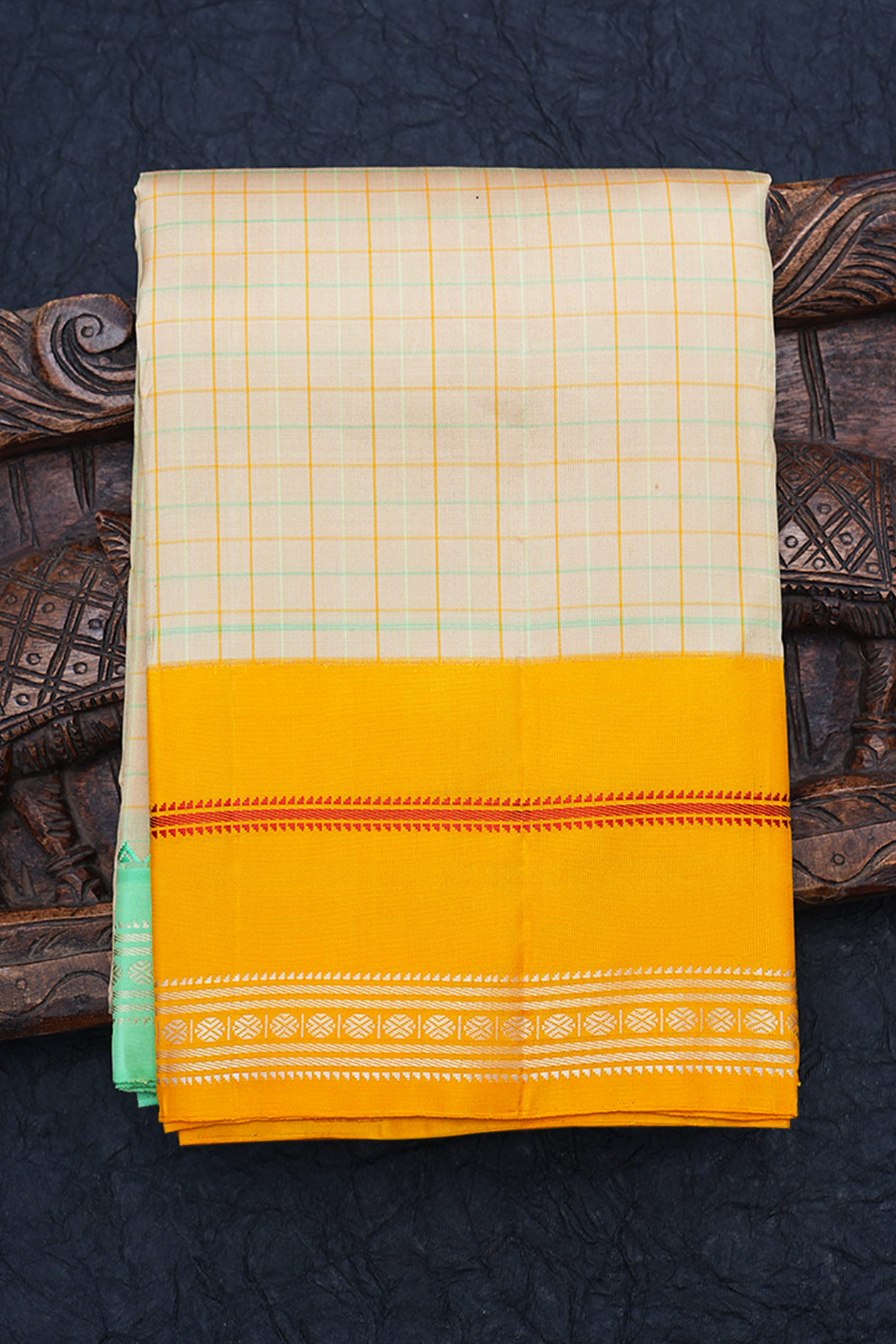 Checks Design Yellowish Beige Kanchipuram Silk Saree