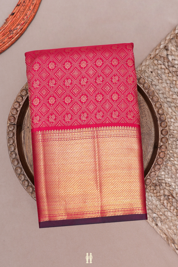 Kanchipuram Silk Saree In Rani Pink With Diamond Design