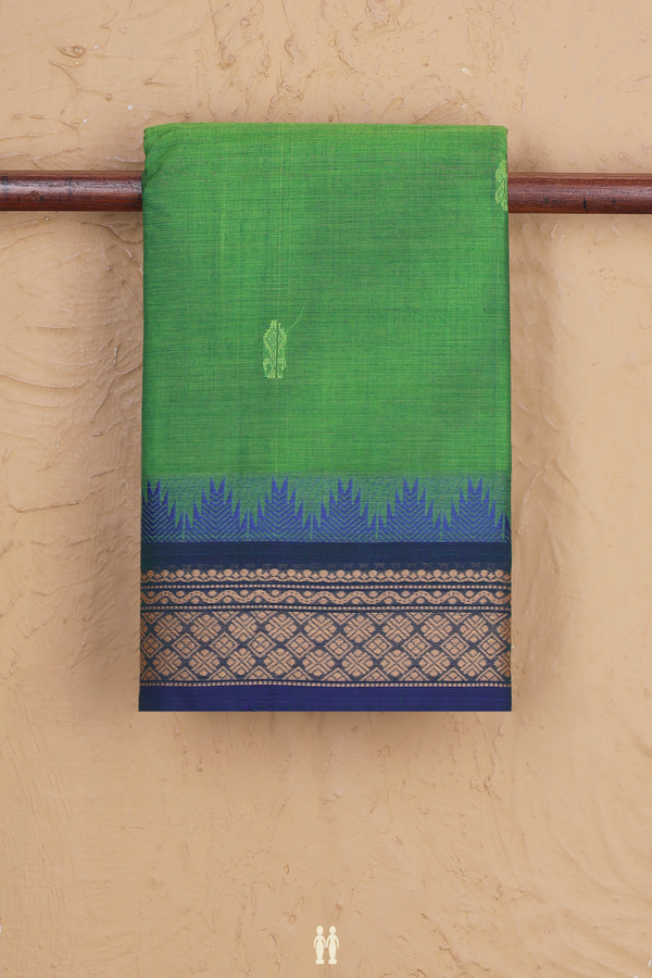 Kanchi Cotton Saree In Green With Threadwork Buttas