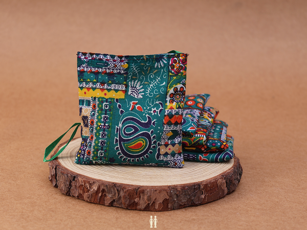 Set Of 5 The Sandal Flavour Fragrances Sachets