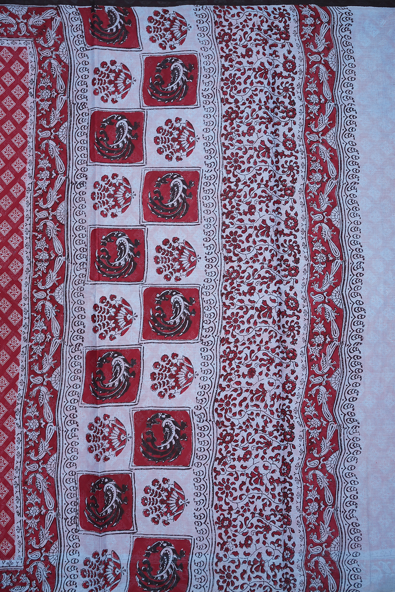 Allover Diamond Buttas Blush Red Hyderabad Cotton Saree