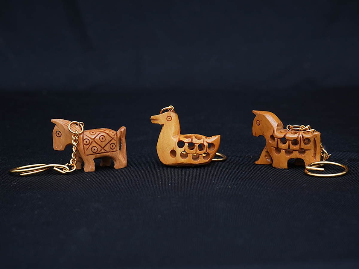 Set Of 3 Handicraft Wooden Duck And Animal Keychain