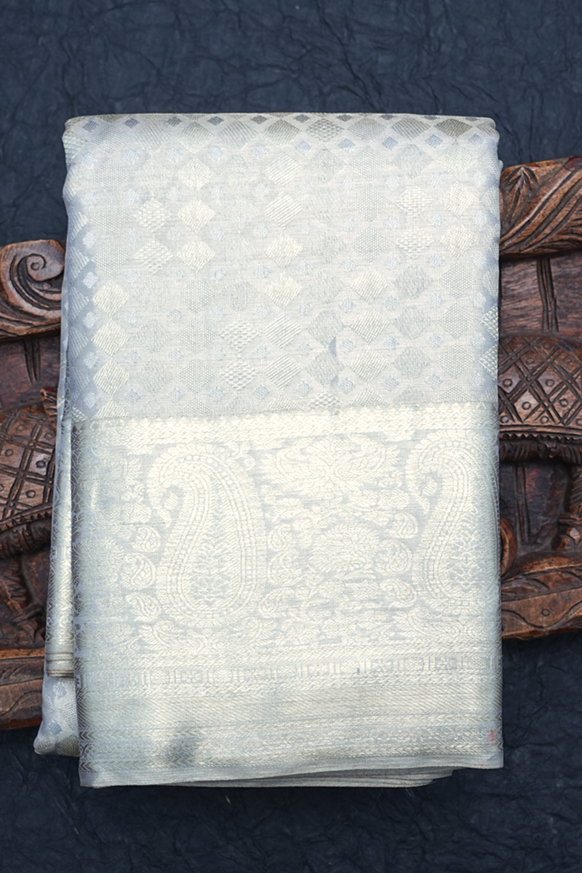 Diamond Design Light Grey Tissue Kanchipuram Silk Saree